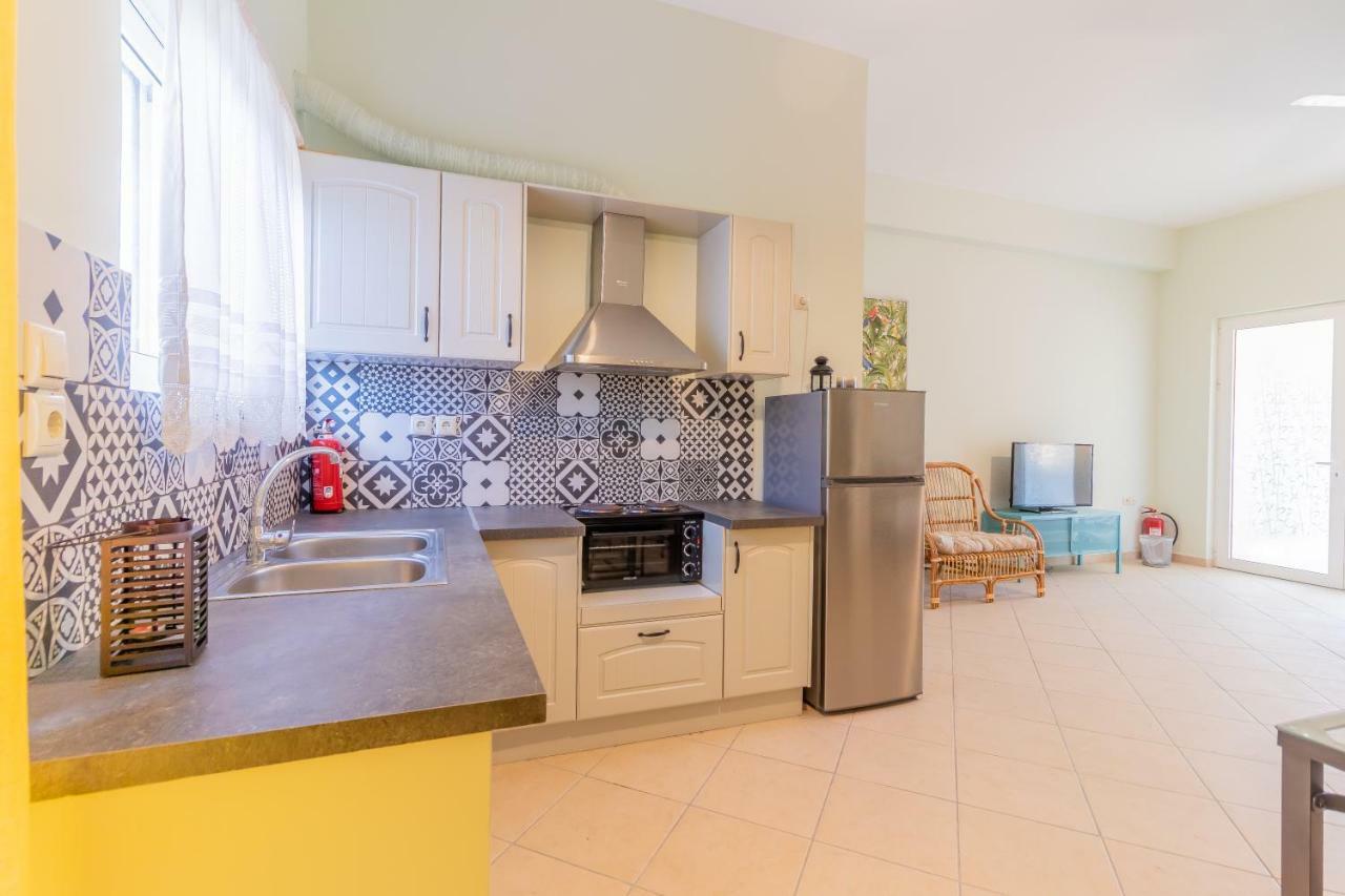 Casa Di Porto Roma Apartment Vasilikos  Ngoại thất bức ảnh
